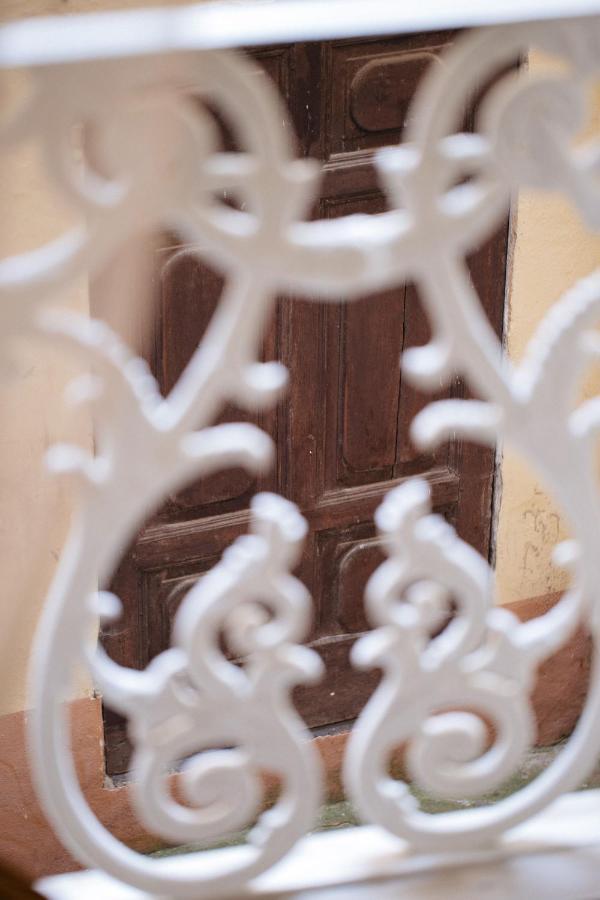 ドルチェアックアLa Casa Di Anetiアパートメント エクステリア 写真
